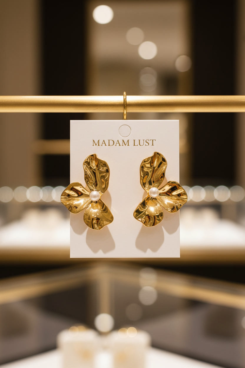 The Earthy Ritual | 18K Gold Flower Shell Pearl Earrings