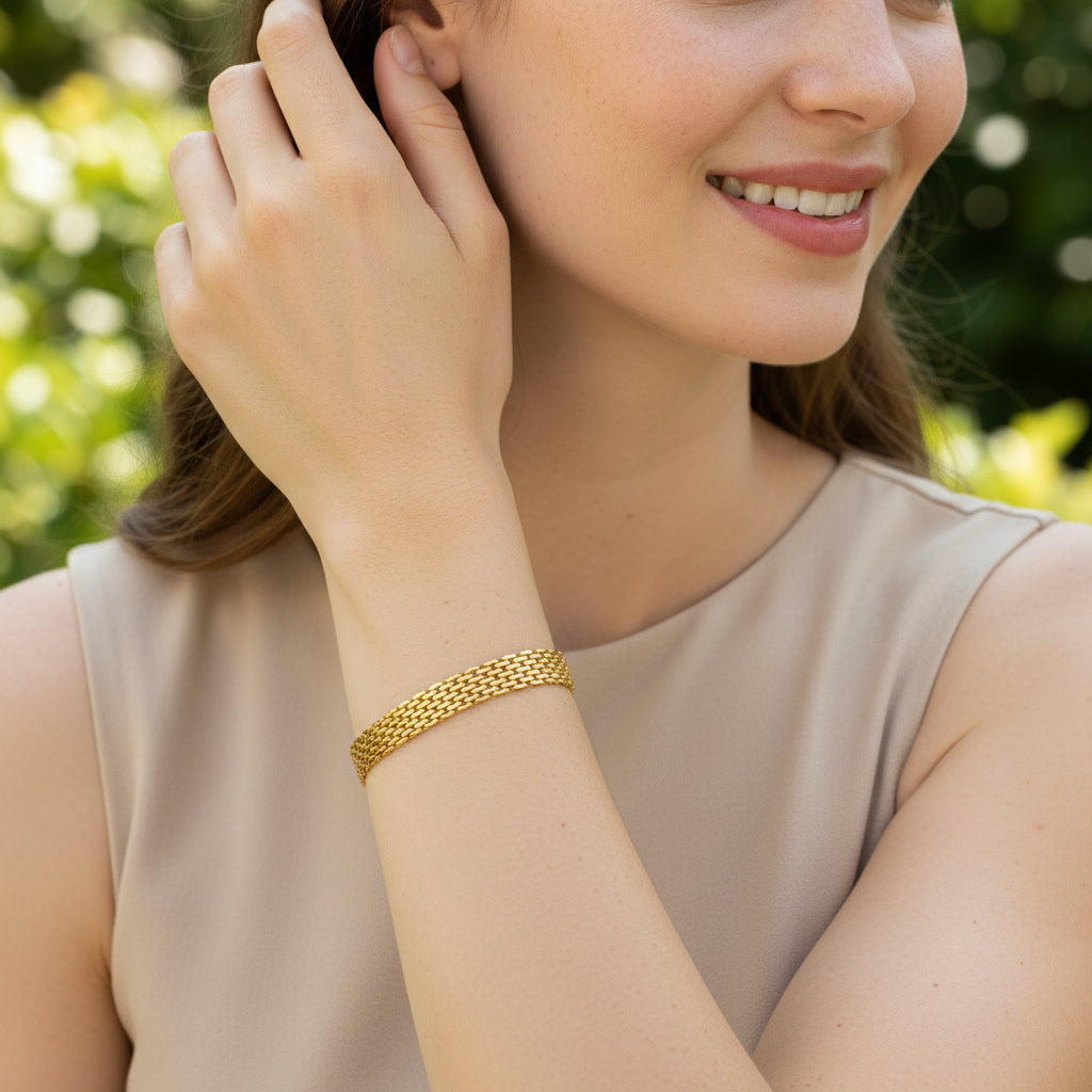 The Aura Chain | 18K Gold Lotus Mesh Bracelet