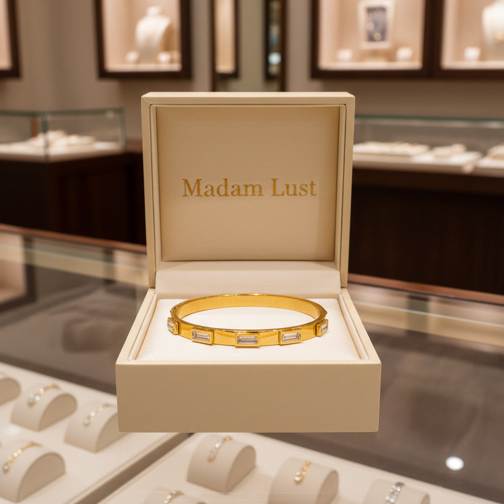The Muse Bangle | 18K Gold Lumina Baguette